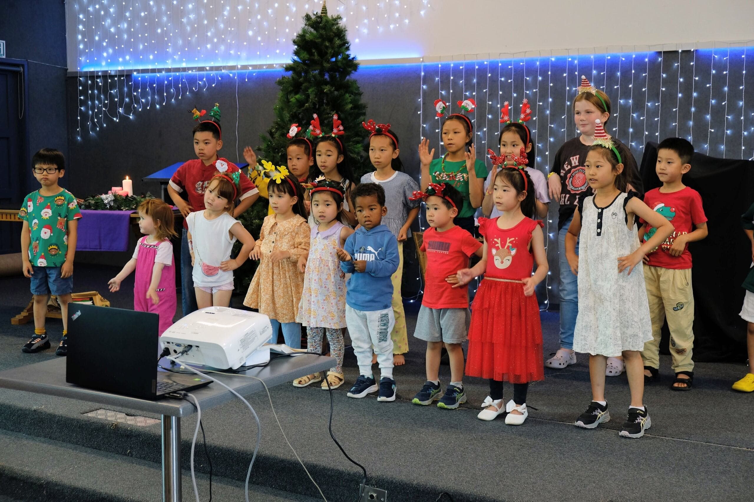 2025年12月21日 圣诞主日洗礼入会